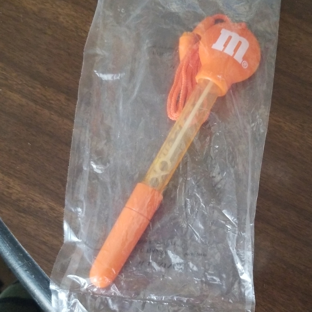 M&M Mini Bubble wand and pin